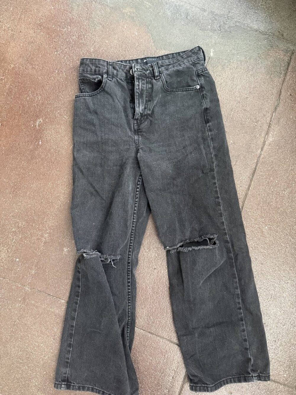 ASOS Design Washed Black Wide Leg Jeans Ripped Knee Size 26/30
